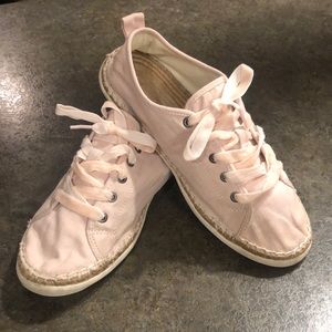 SeaVees woman’s Lauren canyon espadrilles shoes